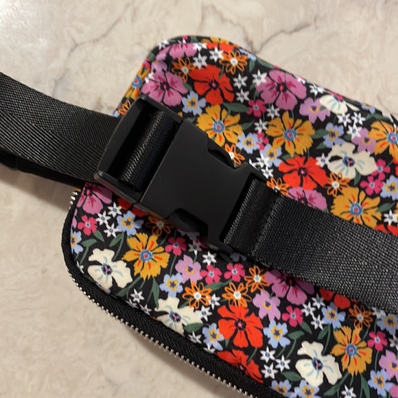 New Painted Poppies Belt Bag / Sling by Brighton Art by designer Catherine Hong - Picture 13 of 15
